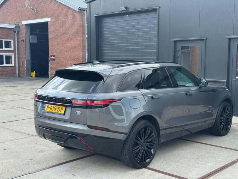
								Land Rover Range Rover Velar 2.0 D240 AWD R-Dynamic Matrix P full									