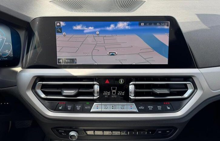 
								BMW 3-serie Touring 330e 292PK Sportline Pano Leer Led full									