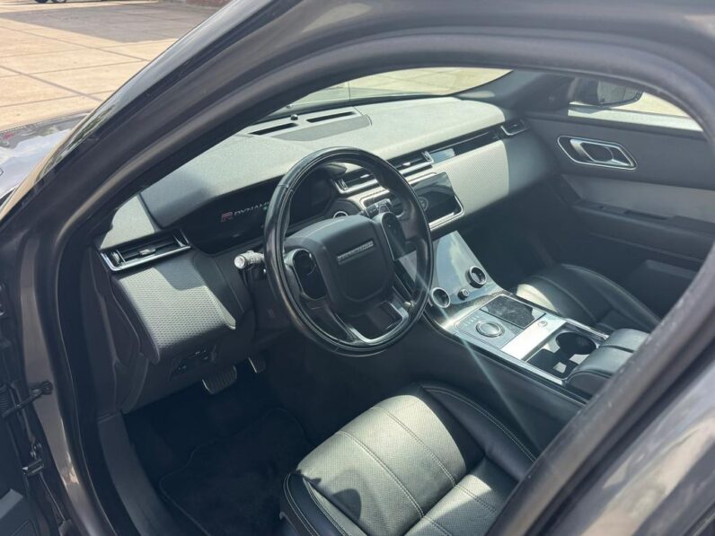 
								Land Rover Range Rover Velar 2.0 D240 AWD R-Dynamic Matrix P full									