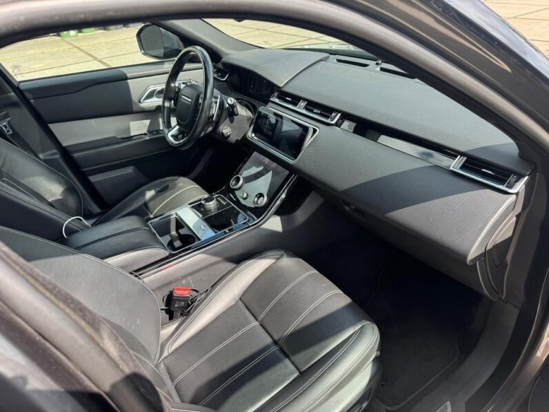
								Land Rover Range Rover Velar 2.0 D240 AWD R-Dynamic Matrix P full									