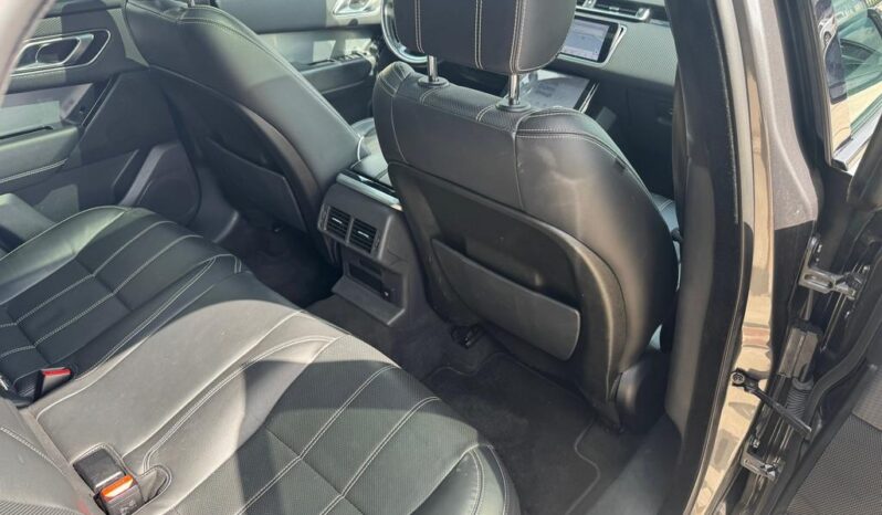 
								Land Rover Range Rover Velar 2.0 D240 AWD R-Dynamic Matrix P full									