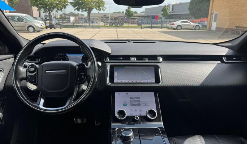 
								Land Rover Range Rover Velar 2.0 D240 AWD R-Dynamic Matrix P full									