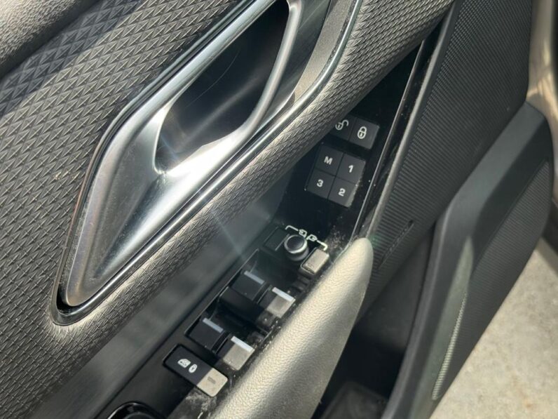 
								Land Rover Range Rover Velar 2.0 D240 AWD R-Dynamic Matrix P full									