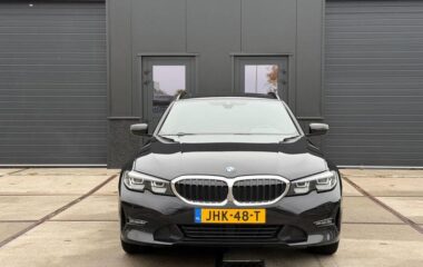 BMW 3-serie Touring 330e 292PK Sportline Pano Leer Led